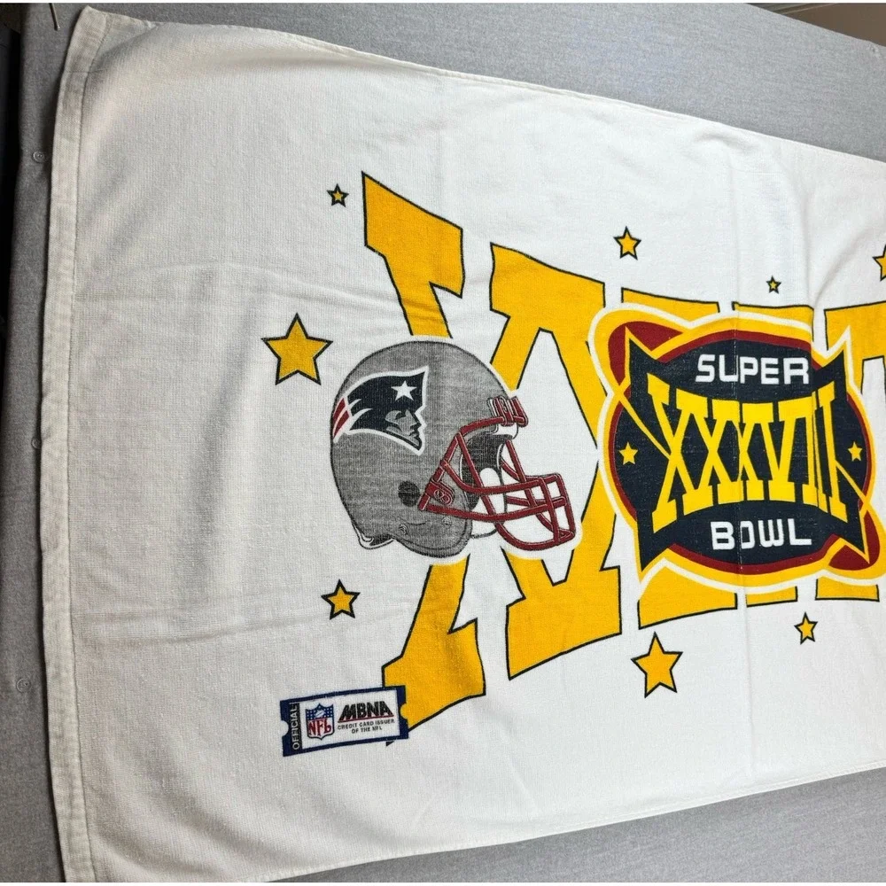 MBNA NFL‎ Super Bowl XXXVI Promo Towel Credit Card Issuer Patriots vs. Panthers